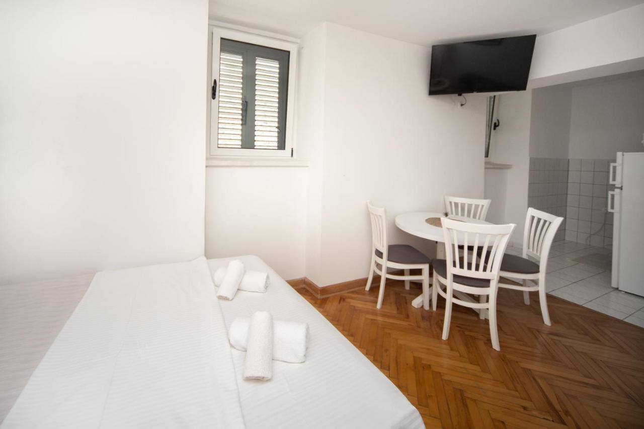 Kamena Palata Apartments Kotor Exterior foto